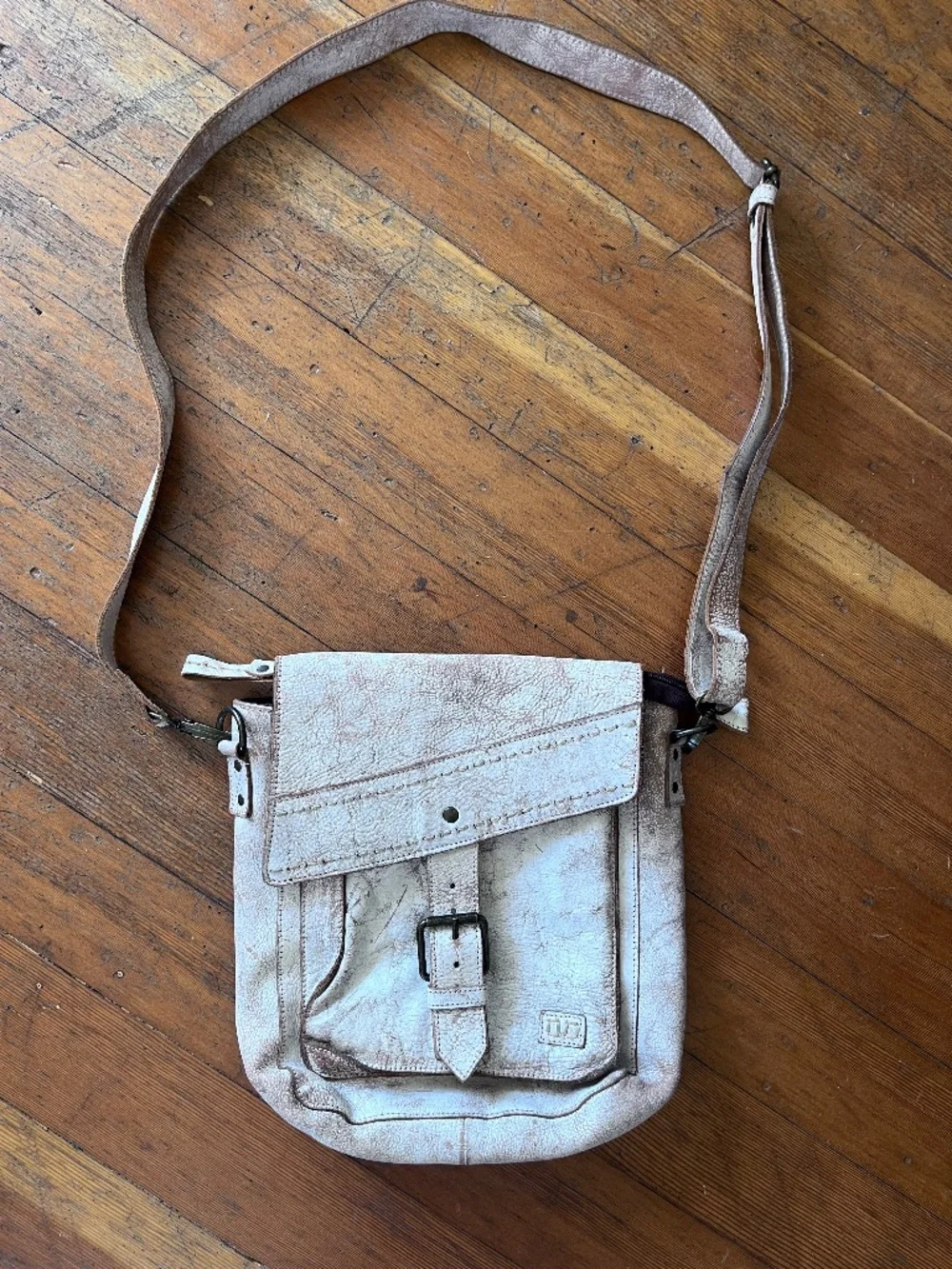 Bed Stu Ainhoa LTC Crossbody Leather Purse